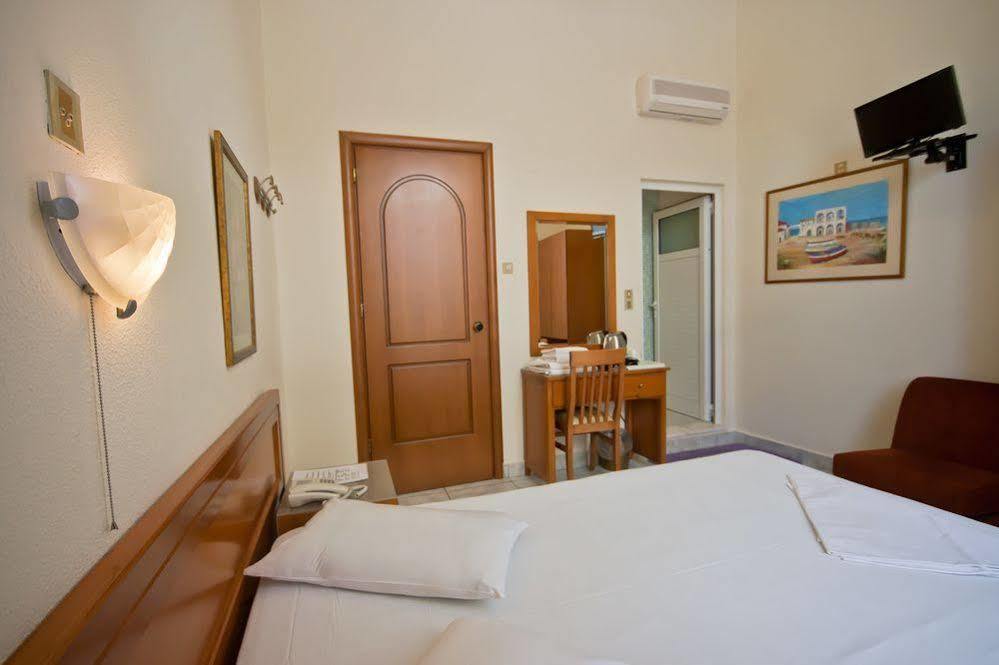 Lena Hotel Heraklion  ภายนอก รูปภาพ